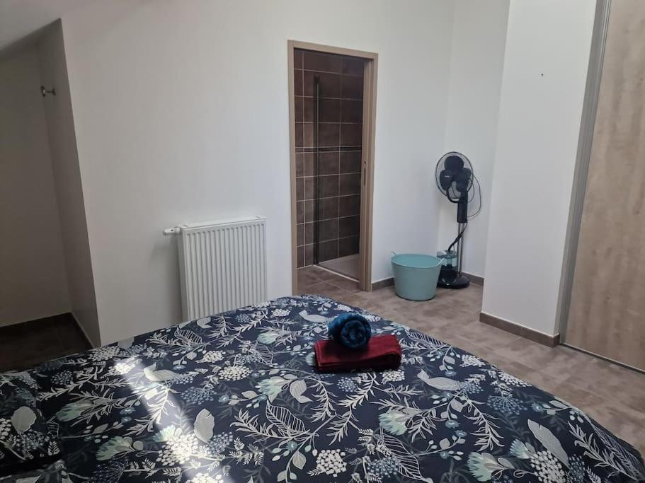 Superbe appartement T2 dans résidence neuve avec vue exceptionelle sur les montagnes, avec parking privatif.situé à proximité immédiate du centre ville de chorges. Exterior foto